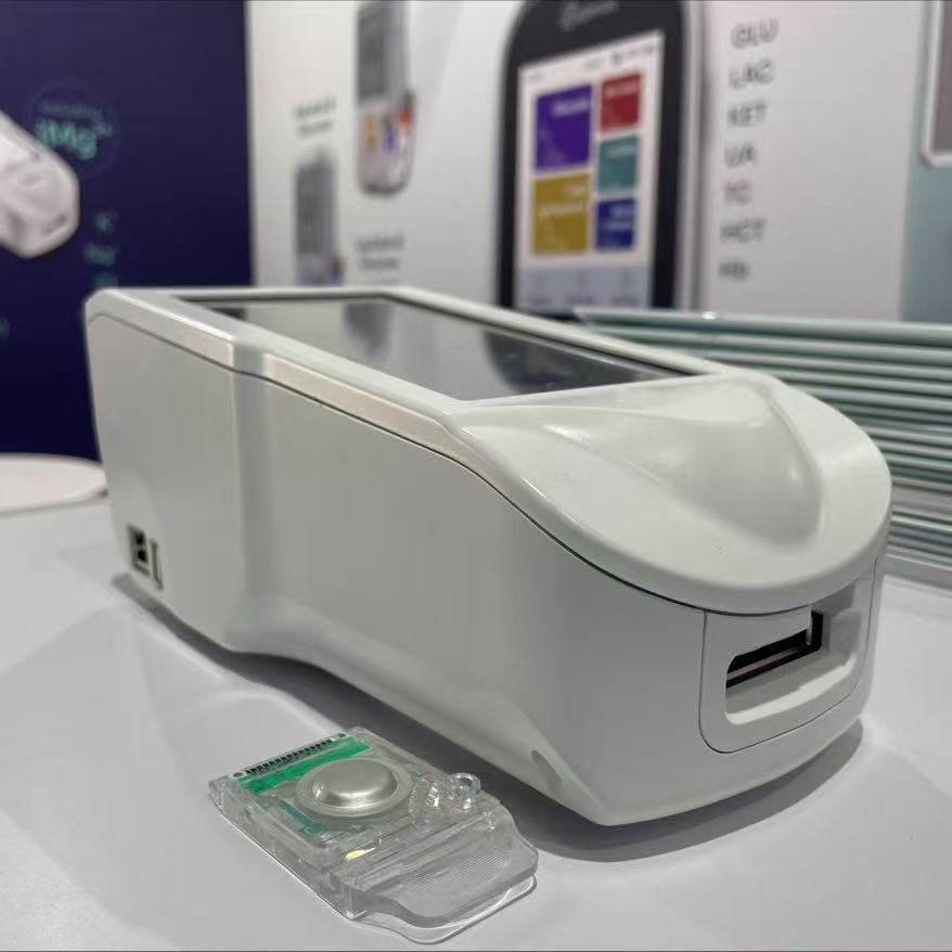 Veterinary Blood Analyzer - Biochemistry Analyzer Clinical Analytical Instruments Chemistry